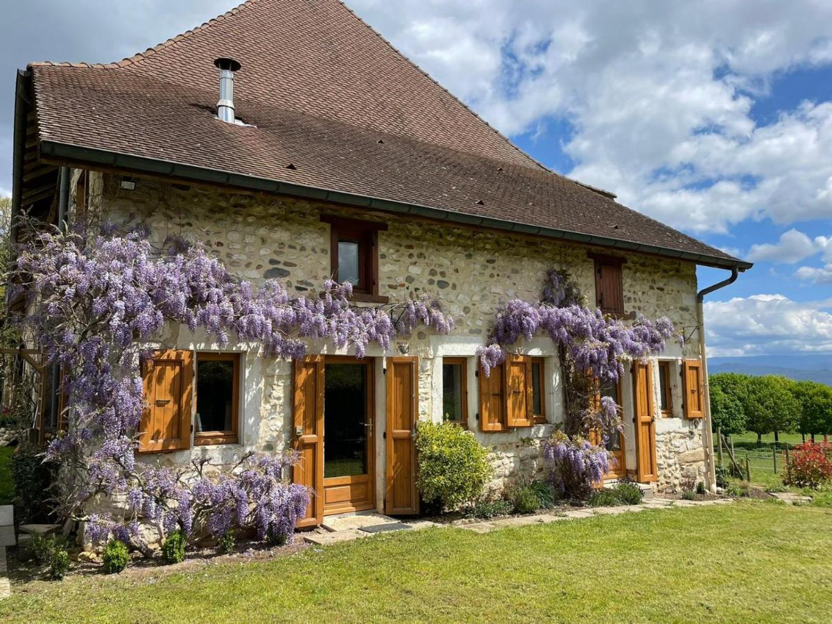 La Maison Des Commis Morestel Exterior foto